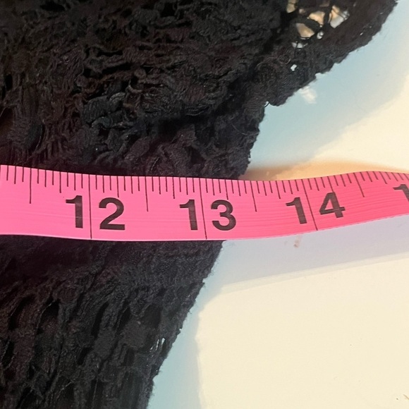 Kendall  & Kylie Lace Crochet Sz XS Hi-Low Skater Dress in Black - Picture 5 of 7